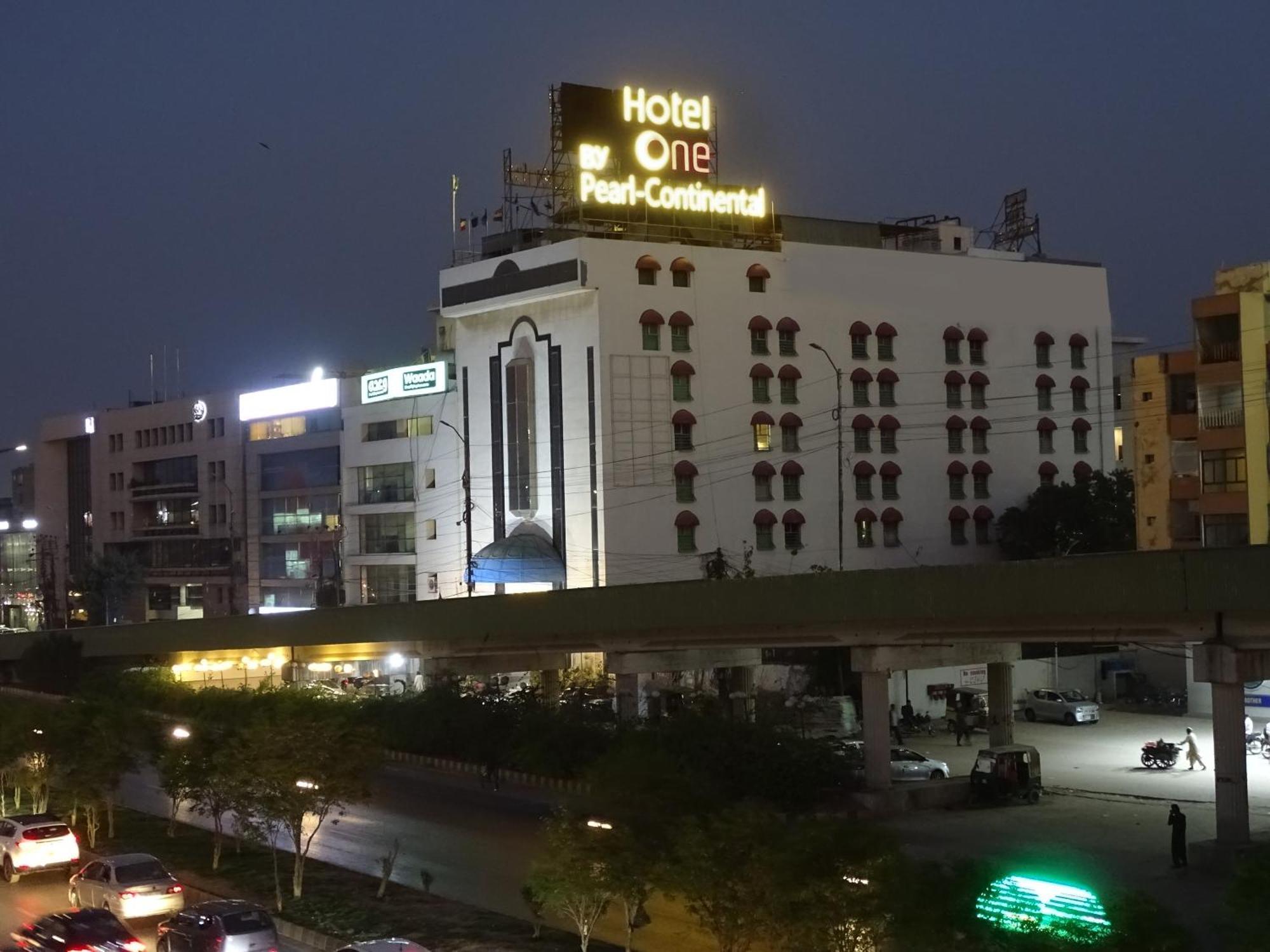 Hotel One 卡拉奇 外观 照片